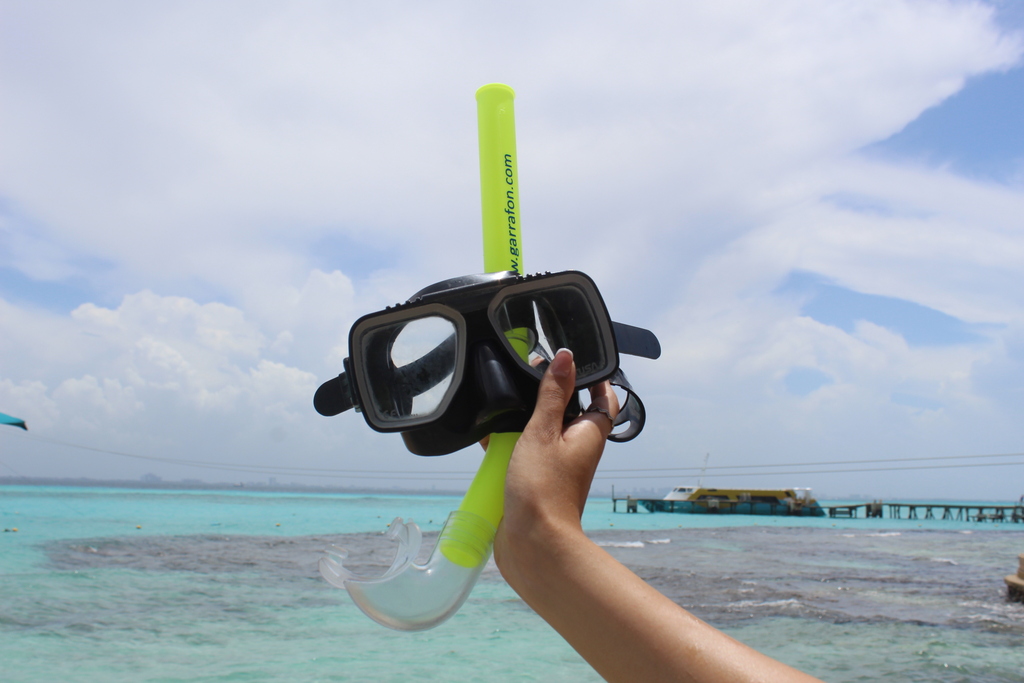 equipo de snorkel en cancun