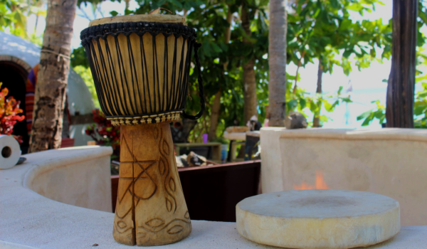 instrumentos para ceremonia de temazcal