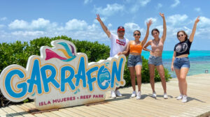 parque garrafon isla mujeres